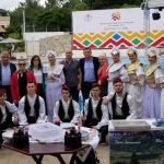 Sa jedne od manifestacija povodom Dana borovnice sa tradicionalnim folklorom.