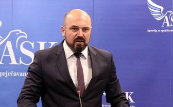Opasne igre u ASK-u: Tomović glasa o izboru direktora a među kandidatima i Braletić koju je zastupao pred sudom, Radulović upozorava na nezakonitosti