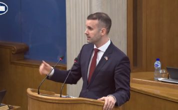Knežević: Prošle sedmice nuđena koncentraciona vlada, klecaju vam nejaka evropska koljena otkad smo mi izašli; Spajić: Vi se dogovarate sa SD-om da u Podgorici preuzemete vlast